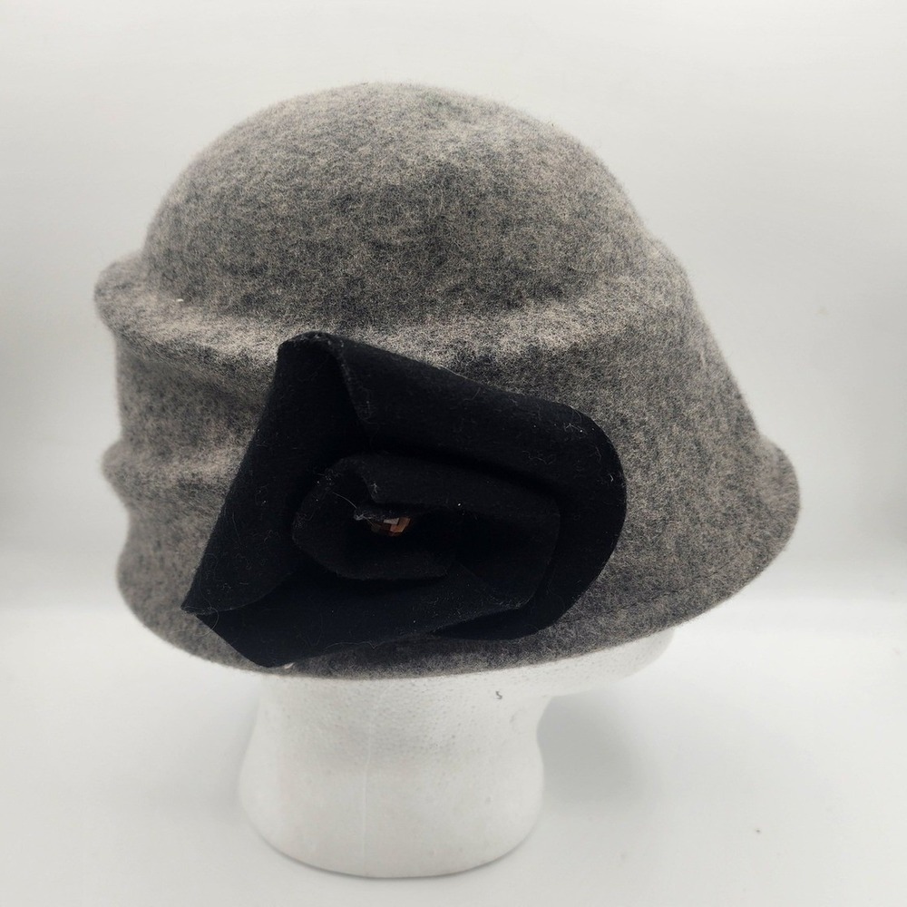 Gray Wool Cloche Hat Black Flower One Size Winter Fashion Elegant Church Hat